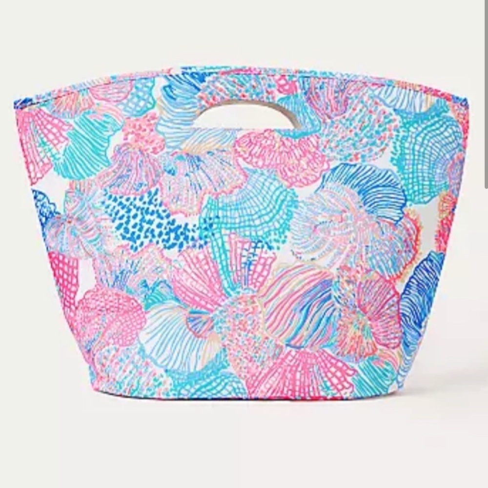 Lilly Pulitzer Cooler Tote Bag in Multi Roar of the seas